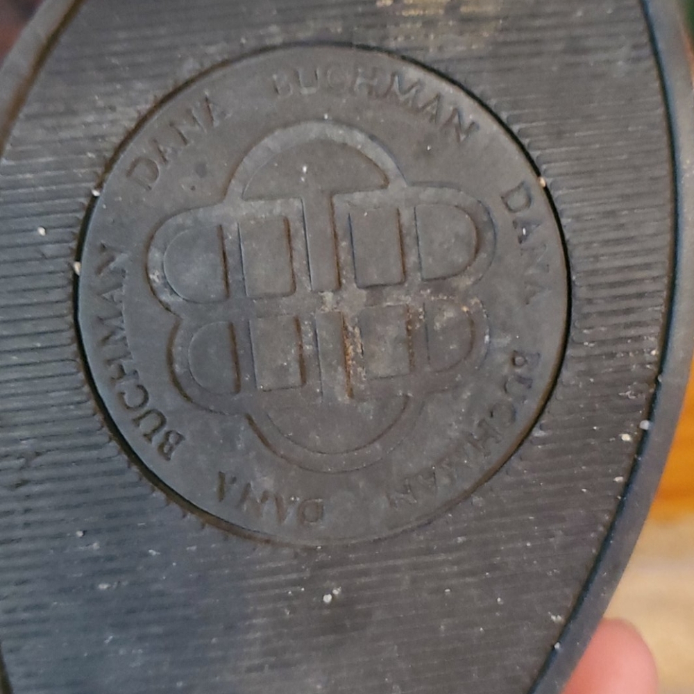 Heels - Picture 3 of 4